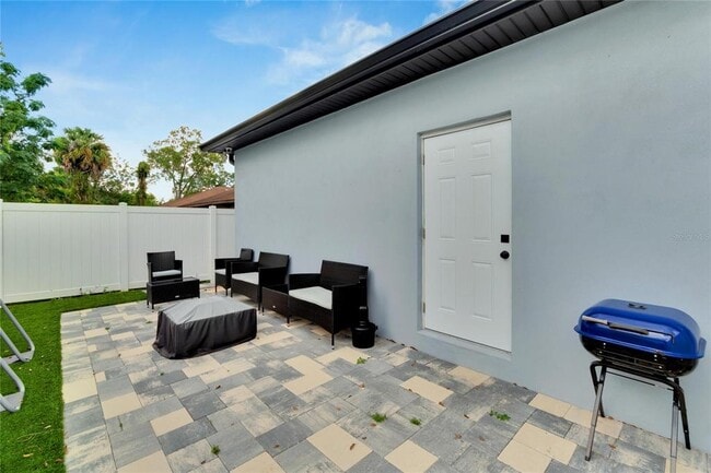 Building Photo - 3002 E 38th Ave