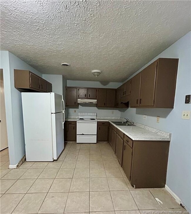 Building Photo - 6320 Marykirk Dr