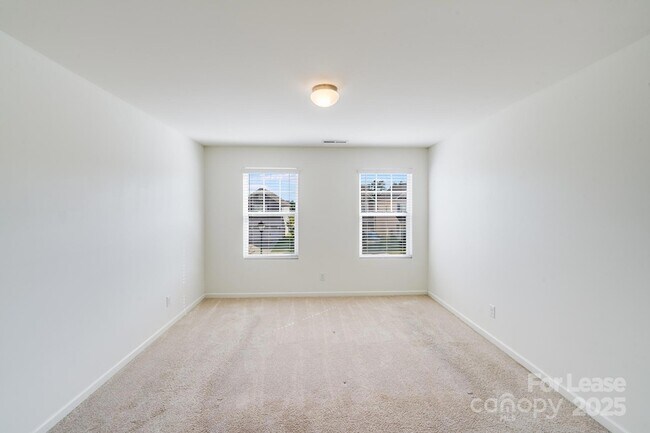 Building Photo - 12915 Hill Pine Rd