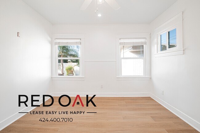 Building Photo - 2928 S Halldale Ave