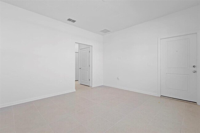 Building Photo - 2234 Rock Dr