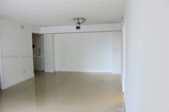 Building Photo - 2333 Brickell Ave