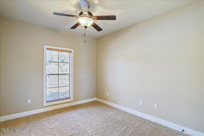 Building Photo - 3 Bed/2 Bath Home in North Place Reserves in Madison