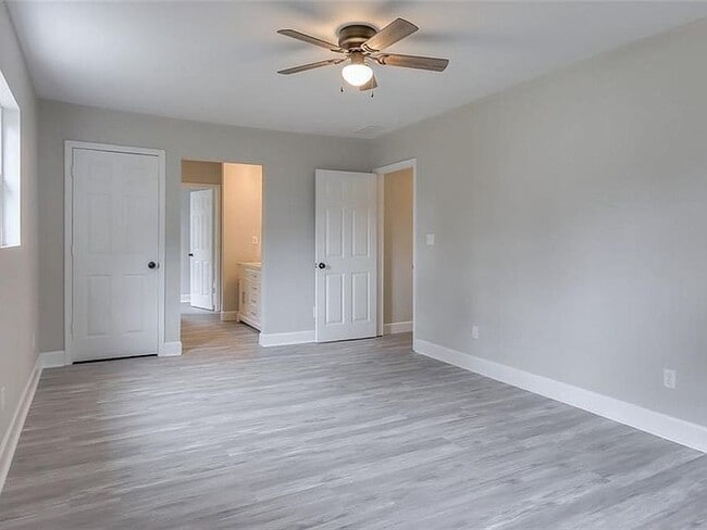 Building Photo - 4056 Dallas Acworth Hwy NW