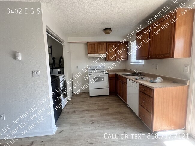 Building Photo - 3402 E G St