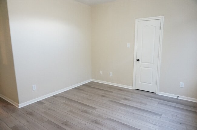 Building Photo - 6015 Mystic Berry Dr