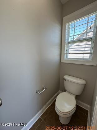 Building Photo - 830 Solomon Dr