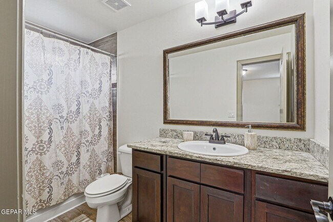 Building Photo - 12081 Silver Crown