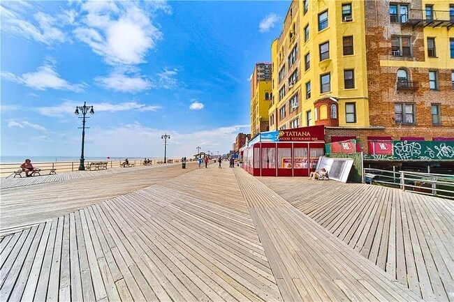 Building Photo - 35 Seacoast Terrace