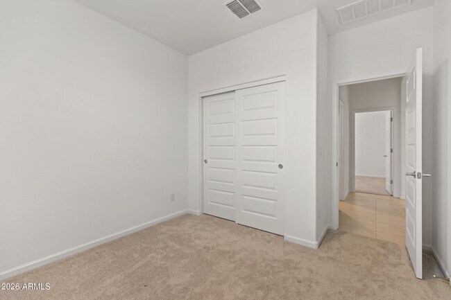 Building Photo - 3065 E Riding Boot Wy