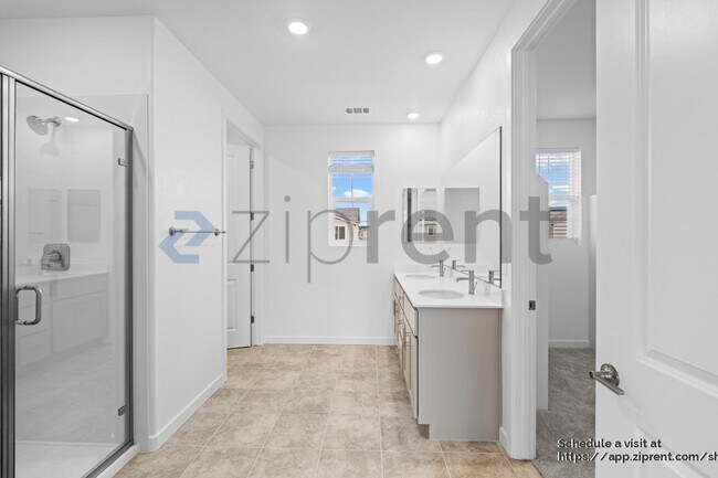 Building Photo - 1747 Tornillo Ave