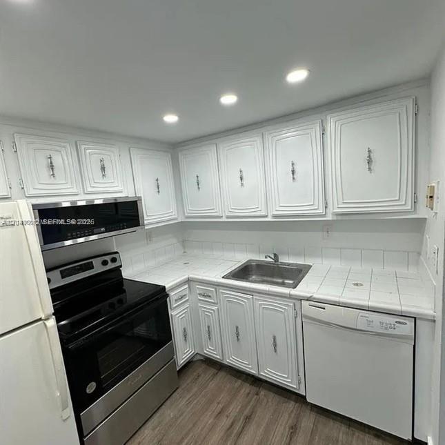 Building Photo - 492 NW 165th St