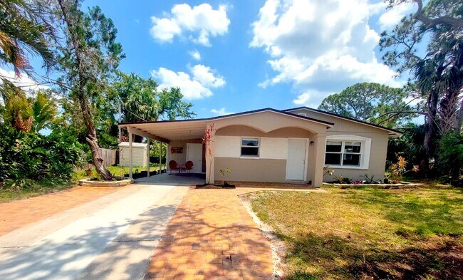 Building Photo - 4065 Archer Ln