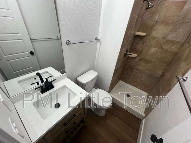 Building Photo - 1965 Cathay St