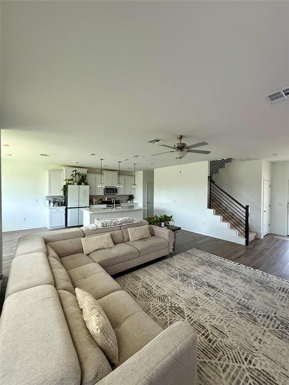 Building Photo - 2909 St Regis Dr