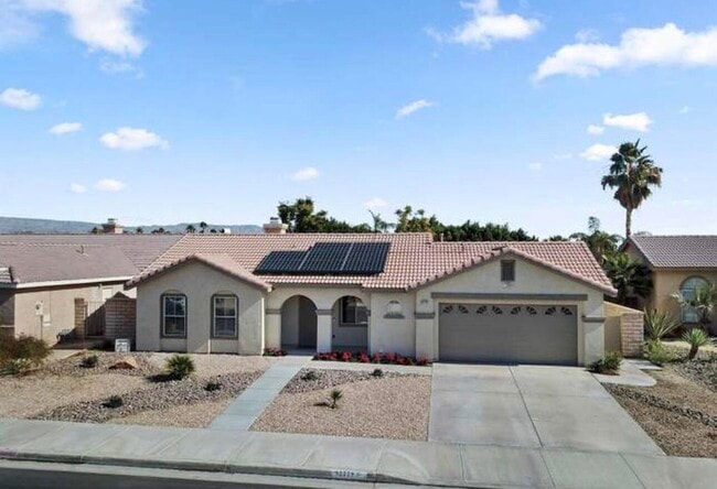 Primary Photo - 37772 Hollister Dr