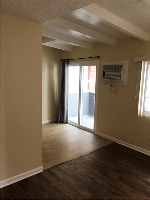 Dining area - 328 Griswold St