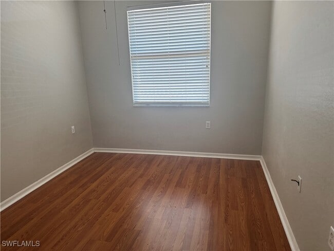 Building Photo - 8490 Kingbird Loop