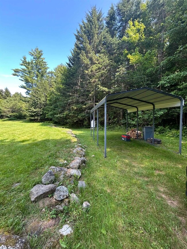 Building Photo - 1595 Healdville Rd