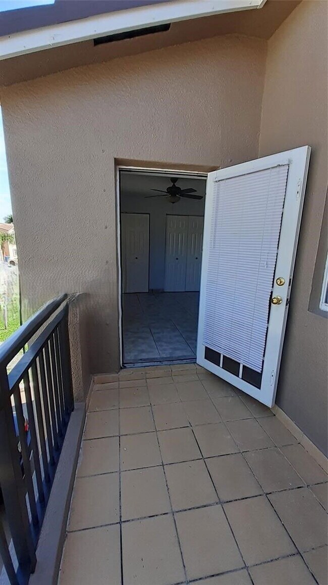 Building Photo - 7640 NW 182nd Terrace