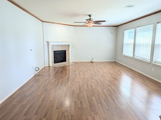 Building Photo - 2716 Park Falls Dr