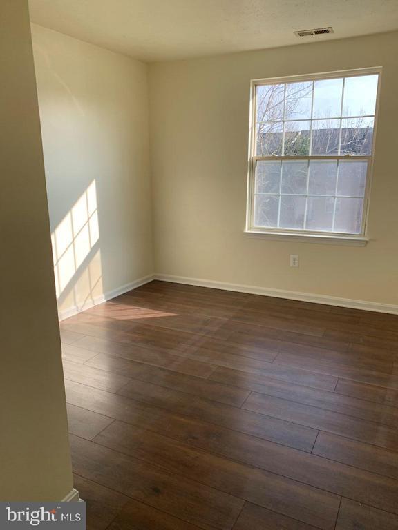 Building Photo - 9014 Constant Course