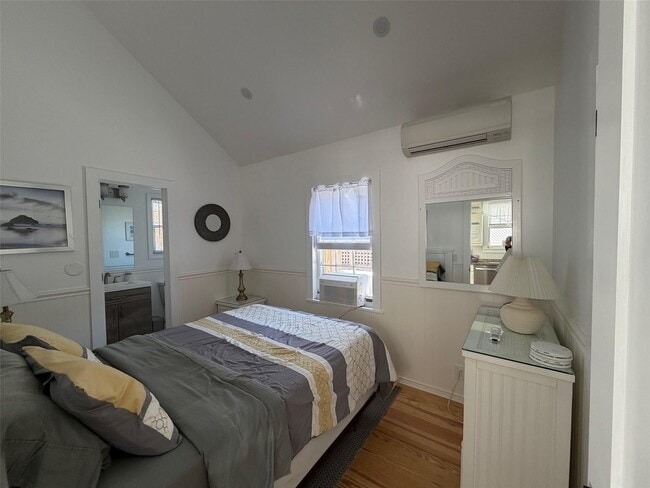 Building Photo - 760 Ocean Breeze Walk