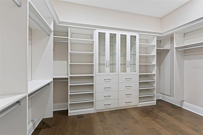 Building Photo - 481 W Davis Blvd