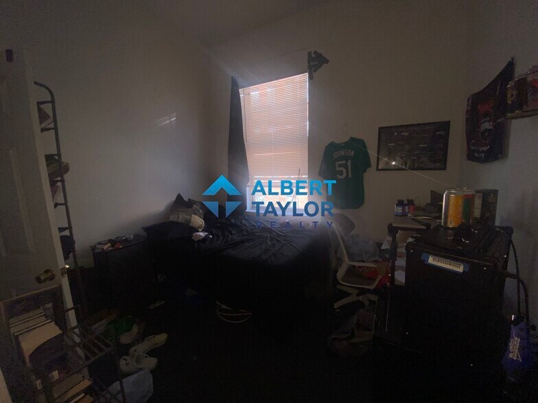 Building Photo - 176 Northampton St