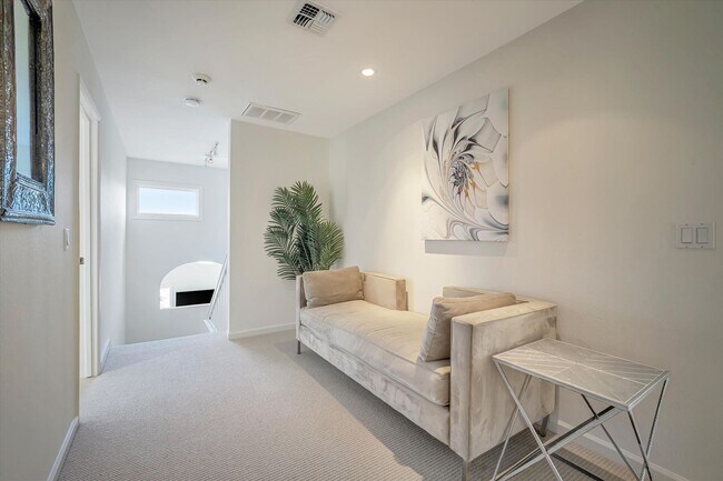 Building Photo - Welcome to Your Luxurious Napa Valley Retr...