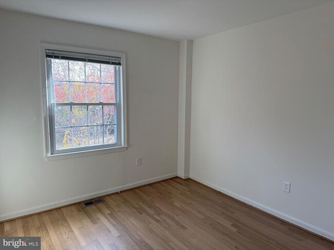 Building Photo - 5257 Leestone Ct