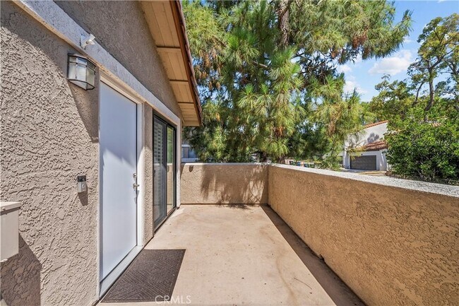 Building Photo - 1631 Charterwood Ct