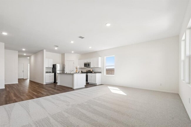 Building Photo - 1305 Morris Lp
