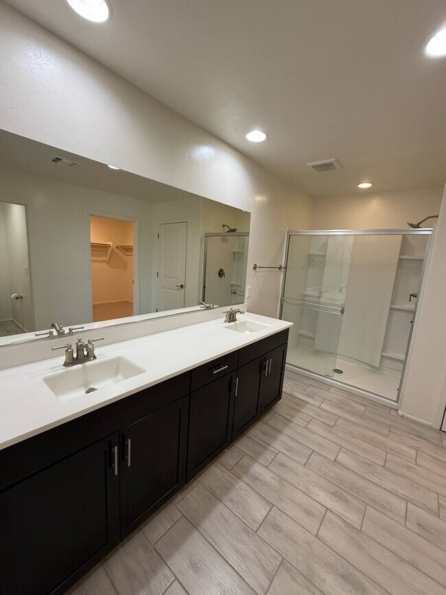 Building Photo - 14260 E Placita Lago Verde