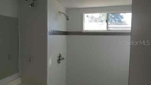 Building Photo - 3366 Maple Ln