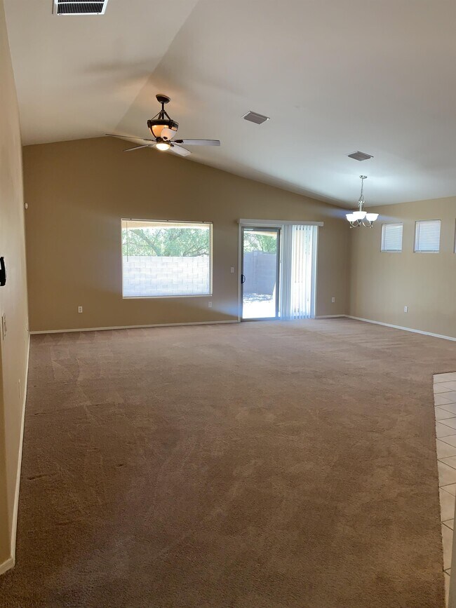 Building Photo - 7961 S Talaco Trail