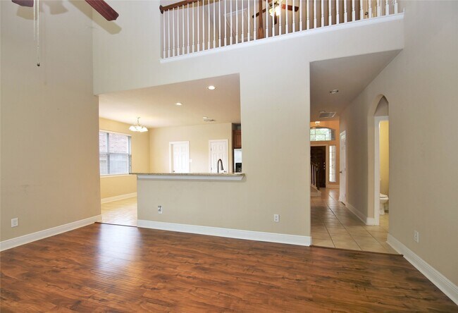 Building Photo - 438 Magnolia Blossom