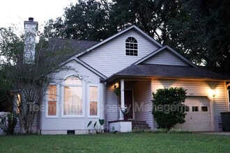 Building Photo - 827 Harbor Pl Dr