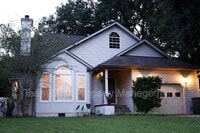 Building Photo - 827 Harbor Pl Dr