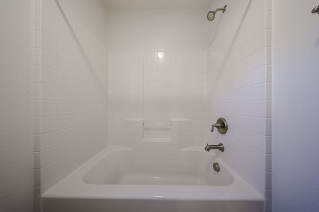 Building Photo - 2744 E Donato Dr