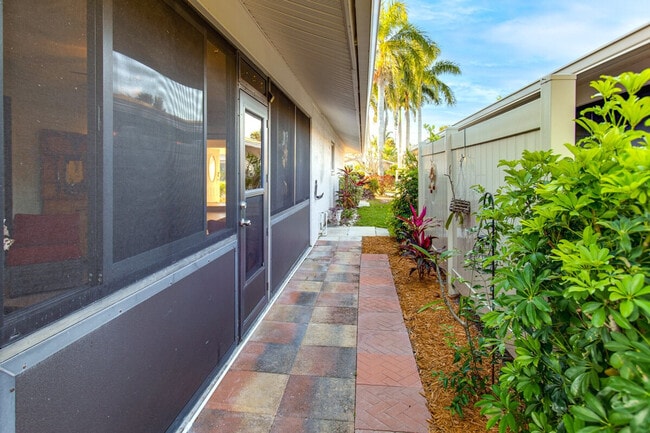 Building Photo - 7199 Blanquilla Ct