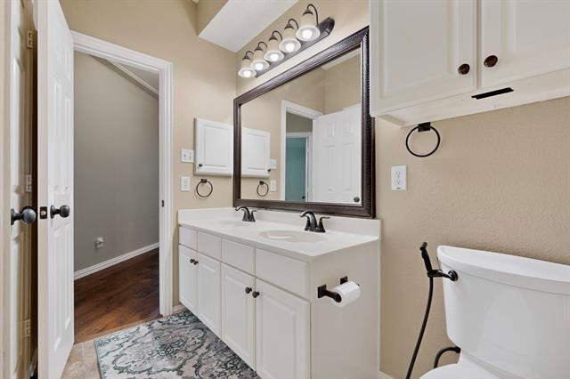 Building Photo - 9700 Wolf Creek Dr