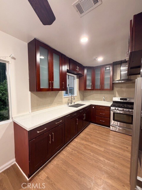 Building Photo - 1153 Justin Ave