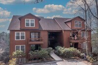 Building Photo - Lake Toxaway Condo