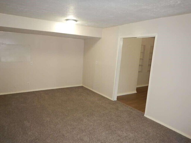 Building Photo - 5939 Belarbor St