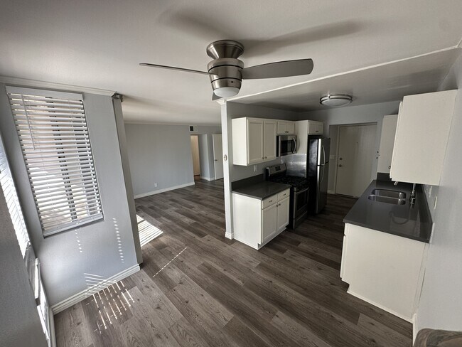 Building Photo - 9900 Jordan Ave