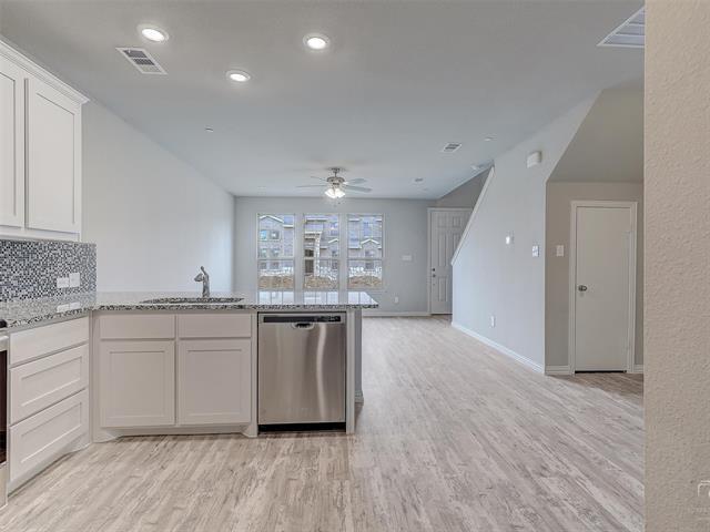 Building Photo - 3337 Solana Cir