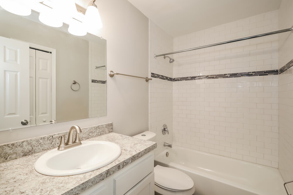 Building Photo - 7843 Collins Ridge Blvd E