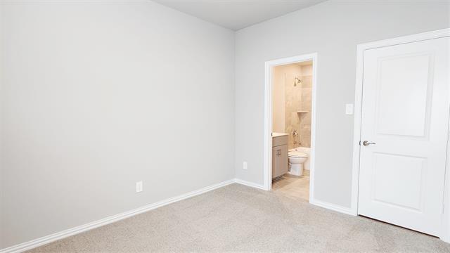 Building Photo - 417 Stagg St