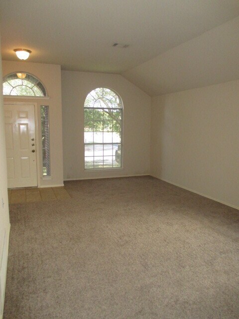 Building Photo - 9401 Bradner Dr